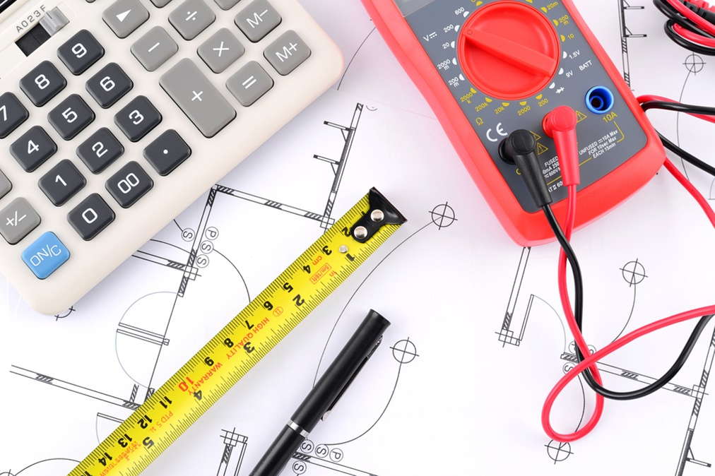 how to calculate voltage, wattage and resistance